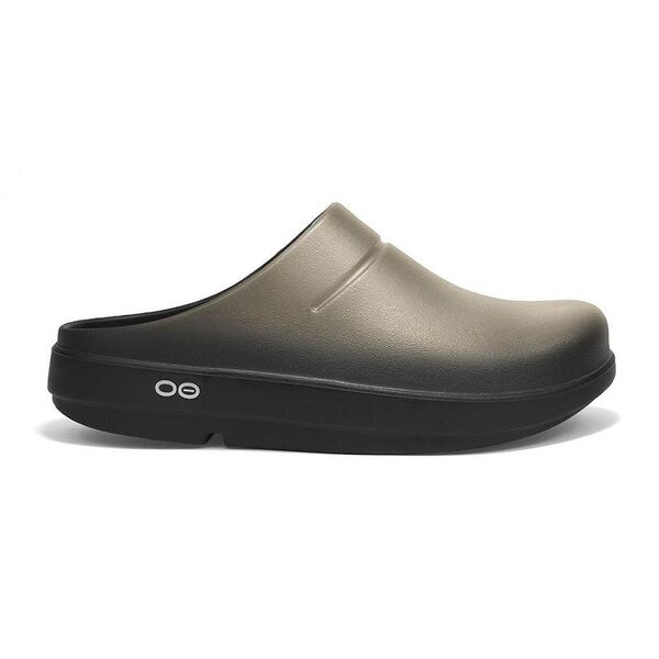 Oofos Oocloog Recovery Sandals, Size: 37
